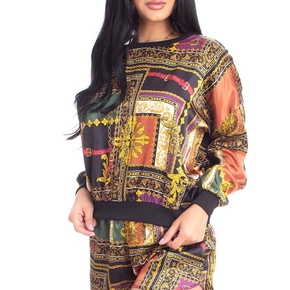 Classic Short Set - Picture 2 of 2